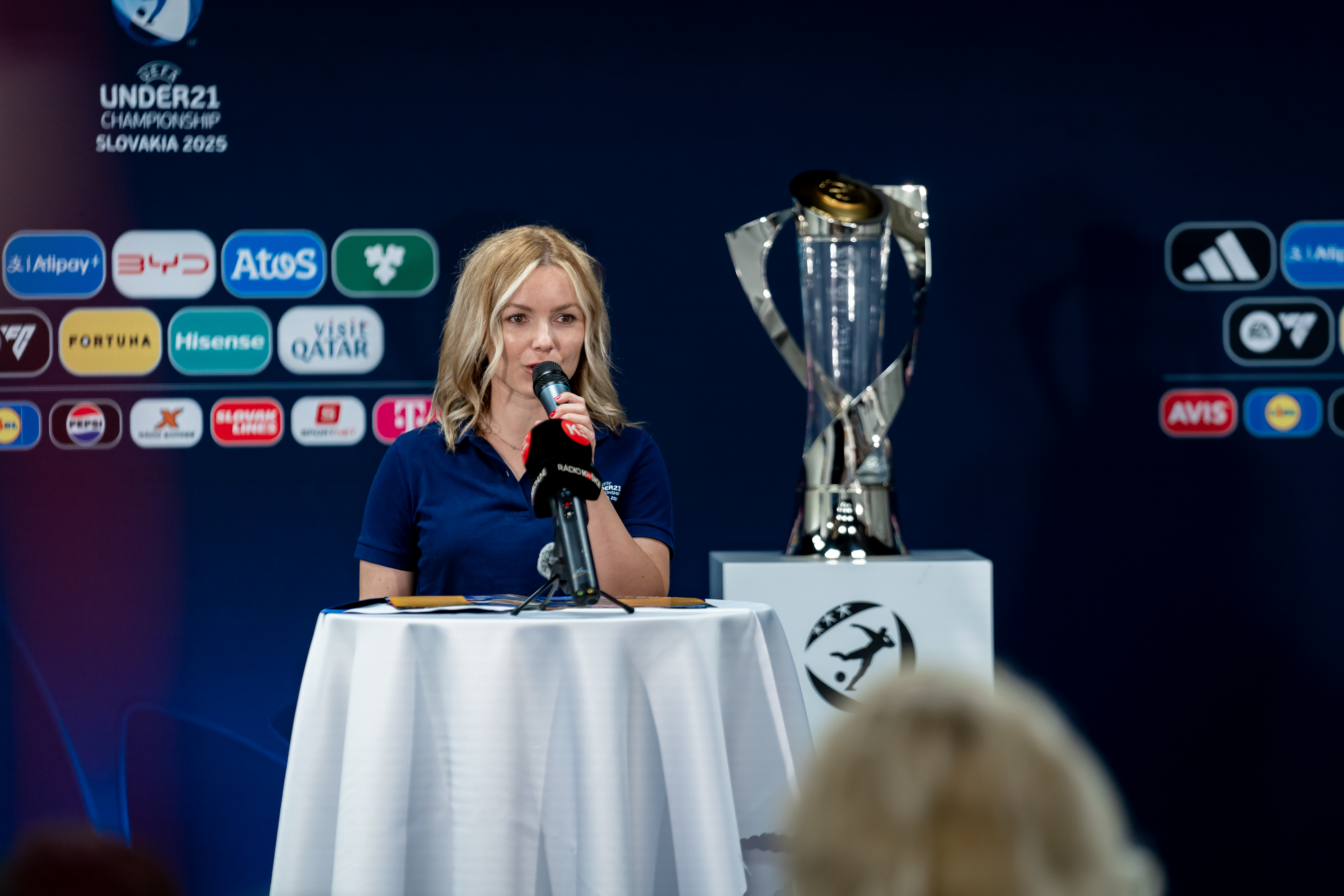 Tlacovy brifing - o pripravach sampionatu UEFA-19
